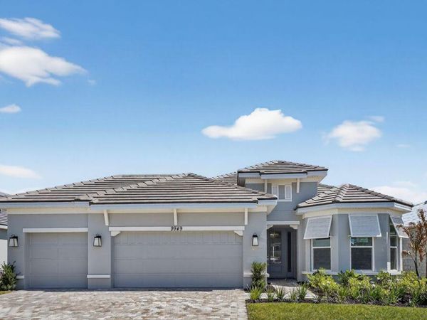 9949 SW Davanti Drive, Port St. Lucie, FL 34987