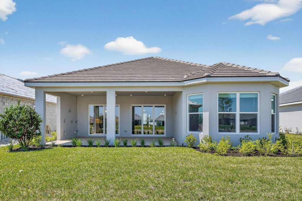 9949 SW Davanti Drive, Port Saint Lucie, FL 34987 Photo