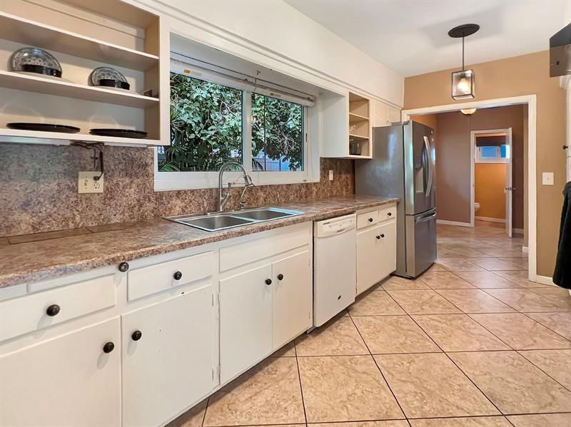 1431 S Ocean Boulevard, Unit 28, Lauderdale by the Sea, FL 33062 Photo