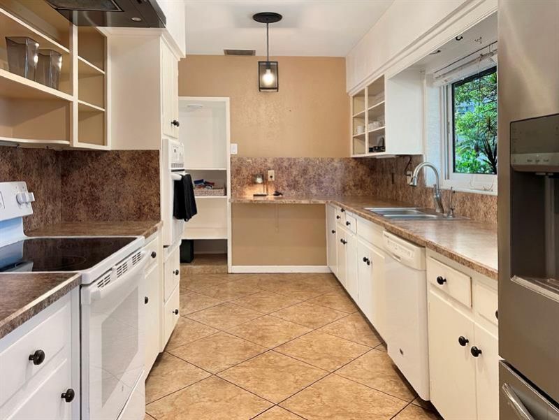 1431 S Ocean Boulevard, Unit 28, Lauderdale by the Sea, FL 33062 Photo