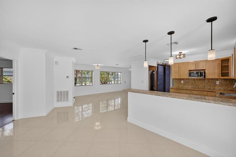 2924 NW 8th Ave, Wilton Manors, FL 33311 Photo