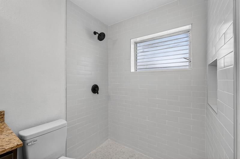 2924 NW 8th Ave, Wilton Manors, FL 33311 Photo