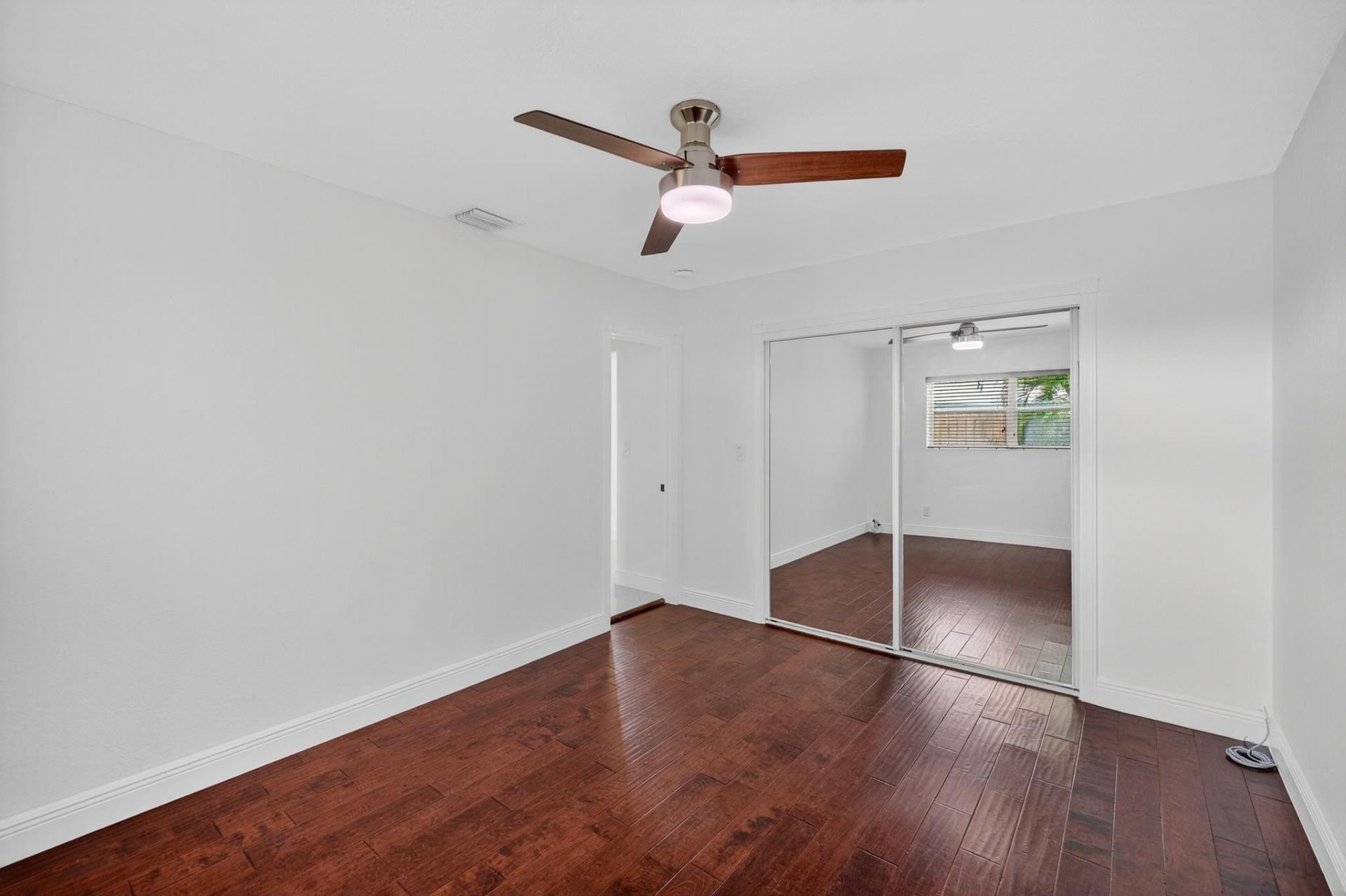 2924 NW 8th Ave, Wilton Manors, FL 33311 Photo