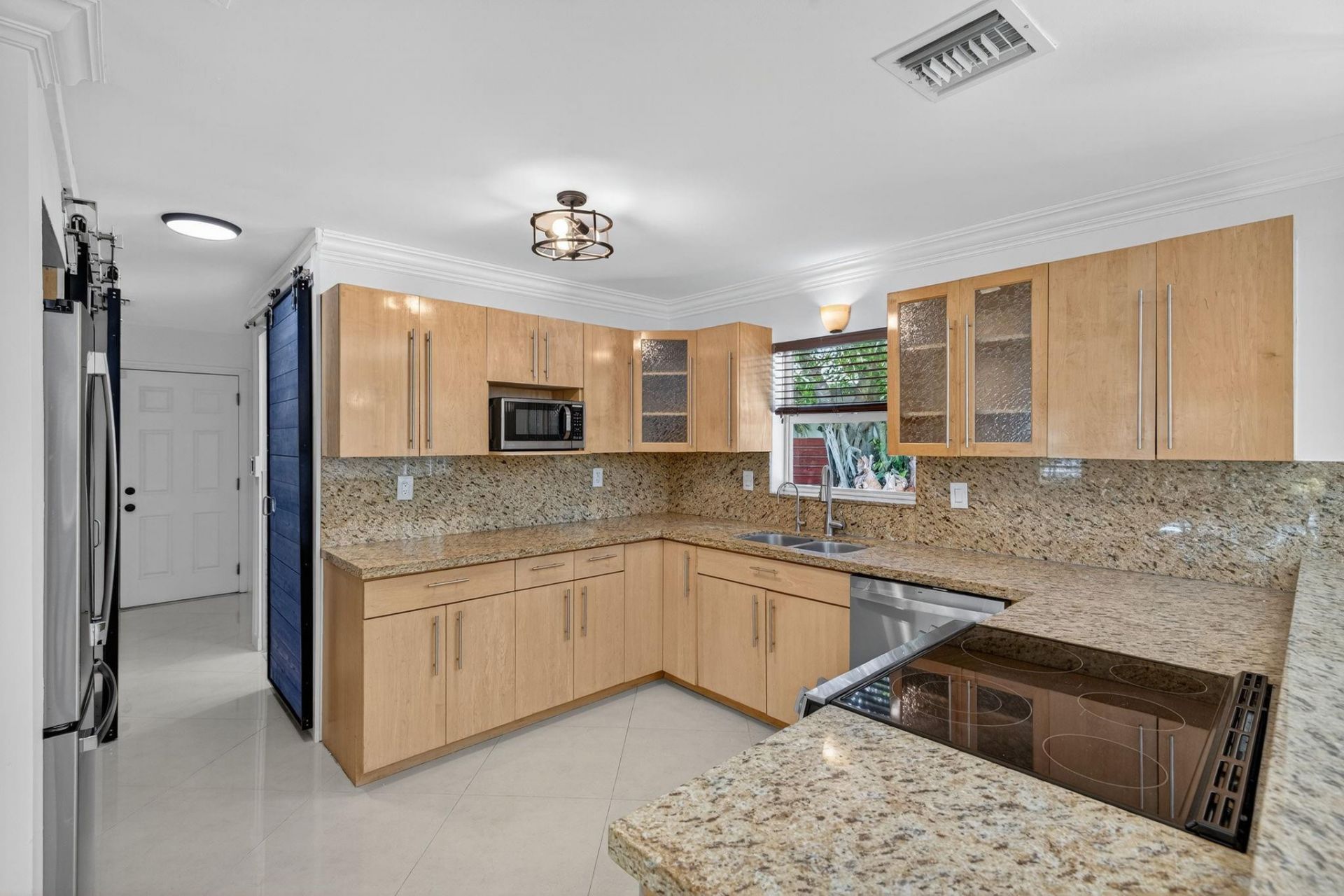 2924 NW 8th Avenue, Wilton Manors, FL 33311 Photo