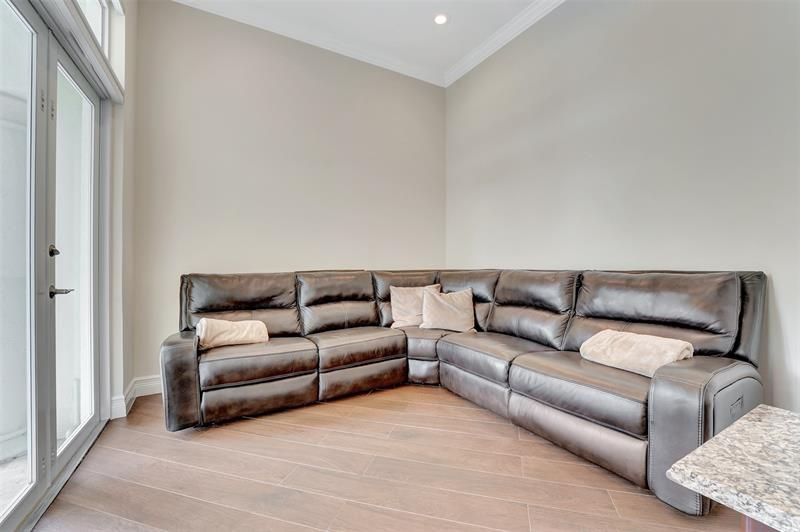 3440 Stallion Ln, Weston, FL 33331 Photo