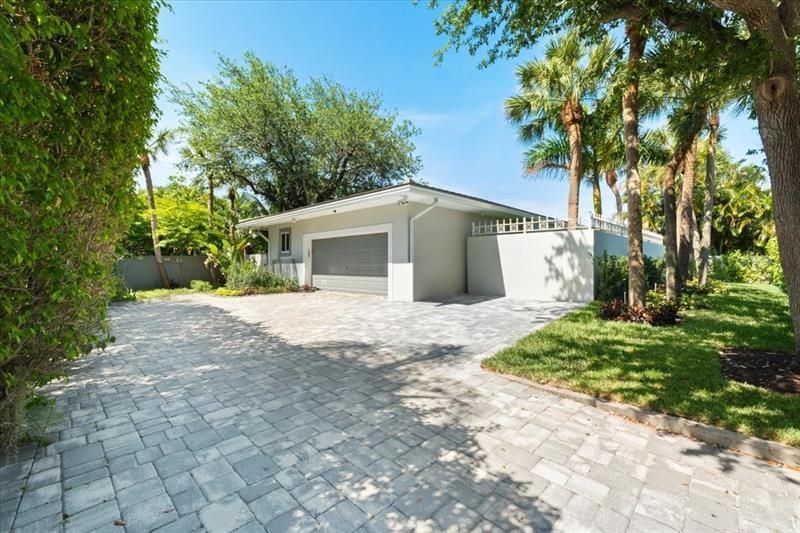 1635 Seabreeze Boulevard, Fort Lauderdale, FL 33316 Photo