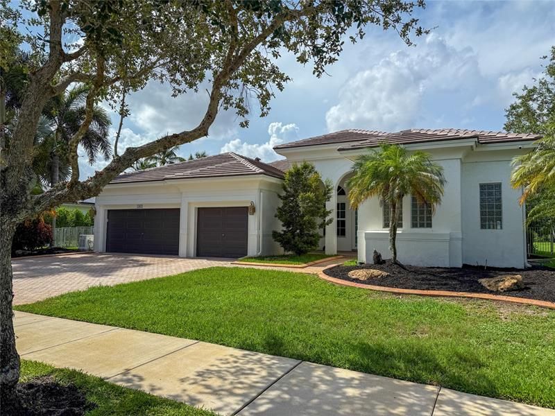 15651 SW 15 Street, Davie, FL 33326 Photo