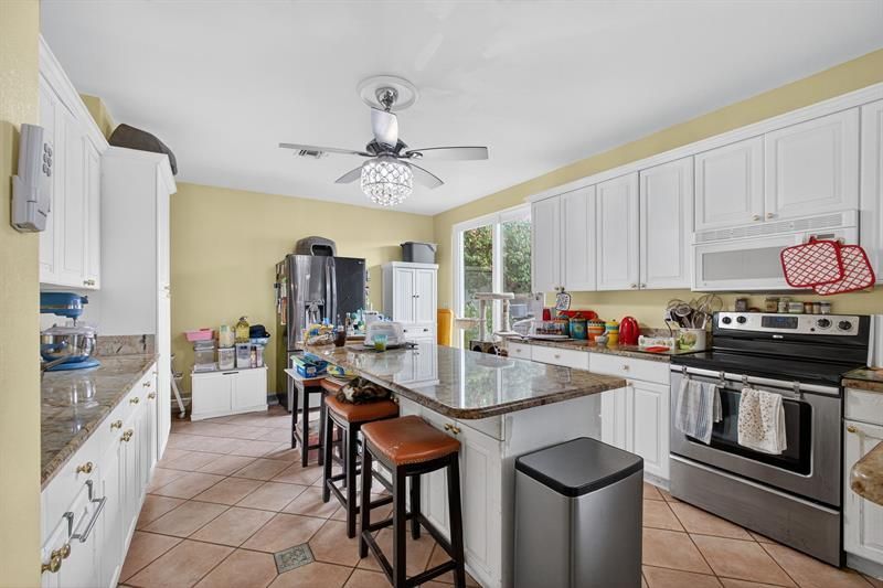 2119 Chagall Cir, West Palm Beach, FL 33409 Photo