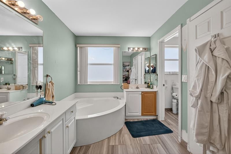 2119 Chagall Cir, West Palm Beach, FL 33409 Photo