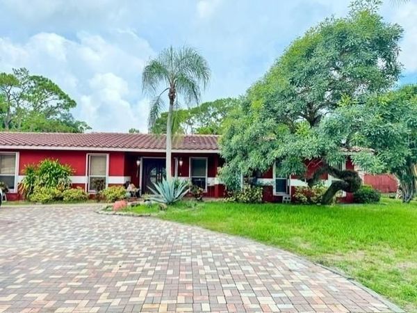 5800 Pinetree Rd, Parkland, FL 33067