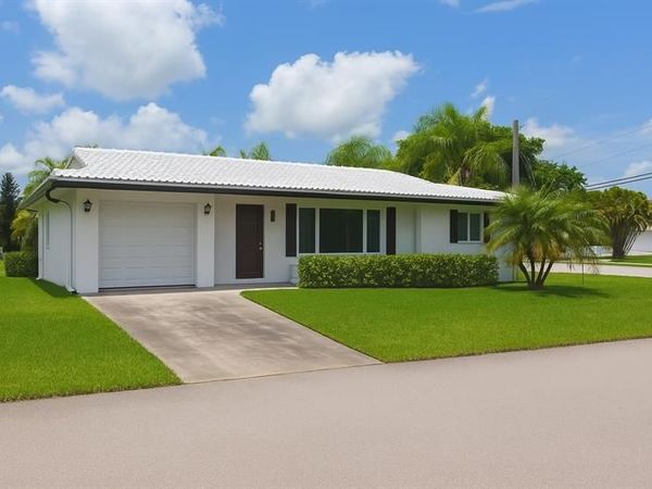 8415 NW 59th Pl, Tamarac, FL 33321