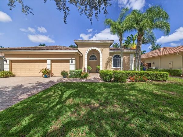 6306 SW 191st Ave, Pembroke Pines, FL 33332
