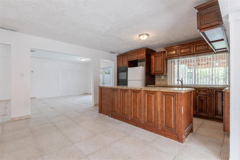 8424 SW 102nd Place, Miami, FL 33173 Photo