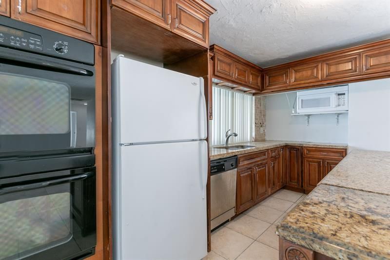 8424 SW 102nd Place, Miami, FL 33173 Photo