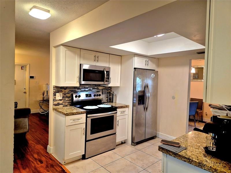 1390 NW 70th Lane, Margate, FL 33063 Photo