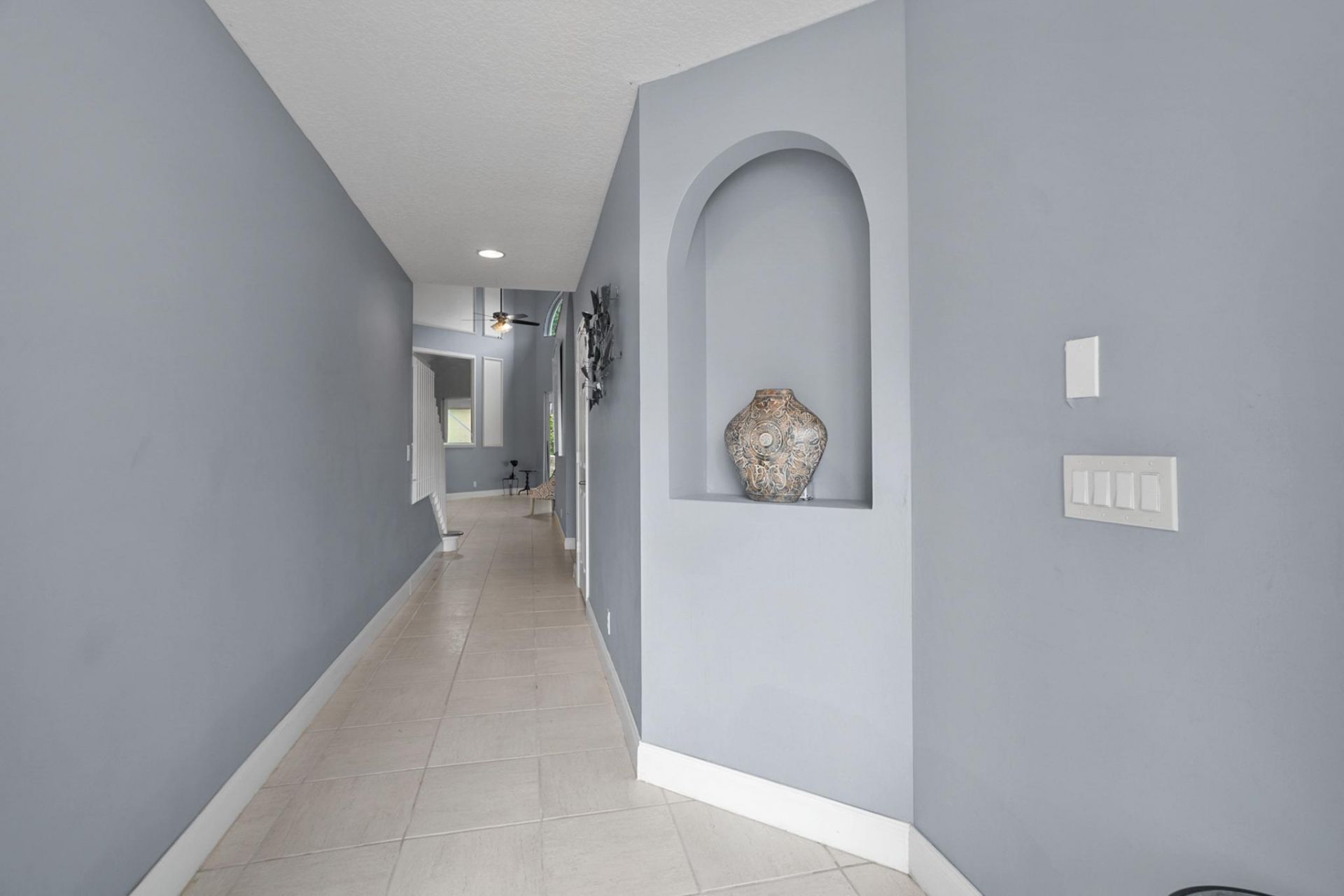 3273 El Camino Real, West Palm Beach, FL 33409 Photo