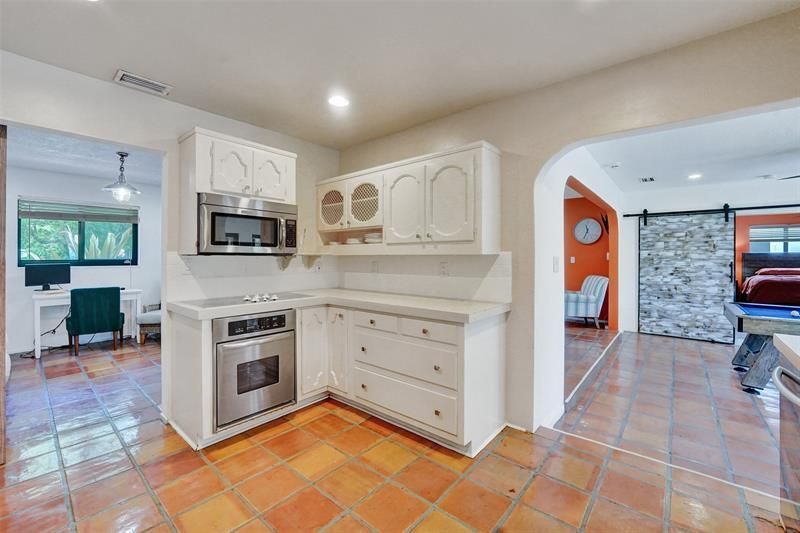 60 SE 10th Street, Pompano Beach, FL 33060 Photo