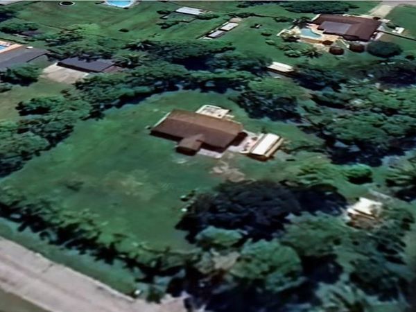 16140 E Preakness Dr, Loxahatchee, FL 33470