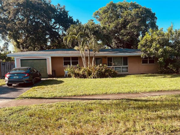 4827 NW 2nd Court, Plantation, FL 33317