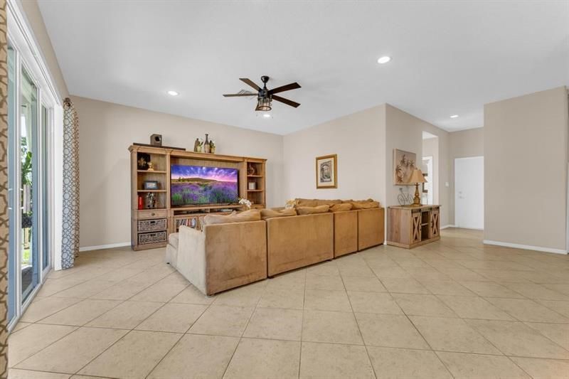 2028 SW 176th Terrace, Miramar, FL 33029 Photo