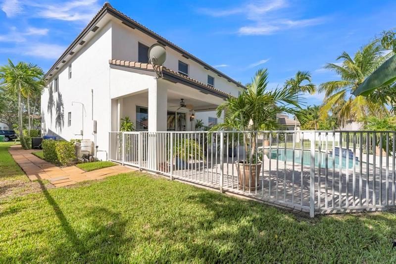 2028 SW 176th Terrace, Miramar, FL 33029 Photo