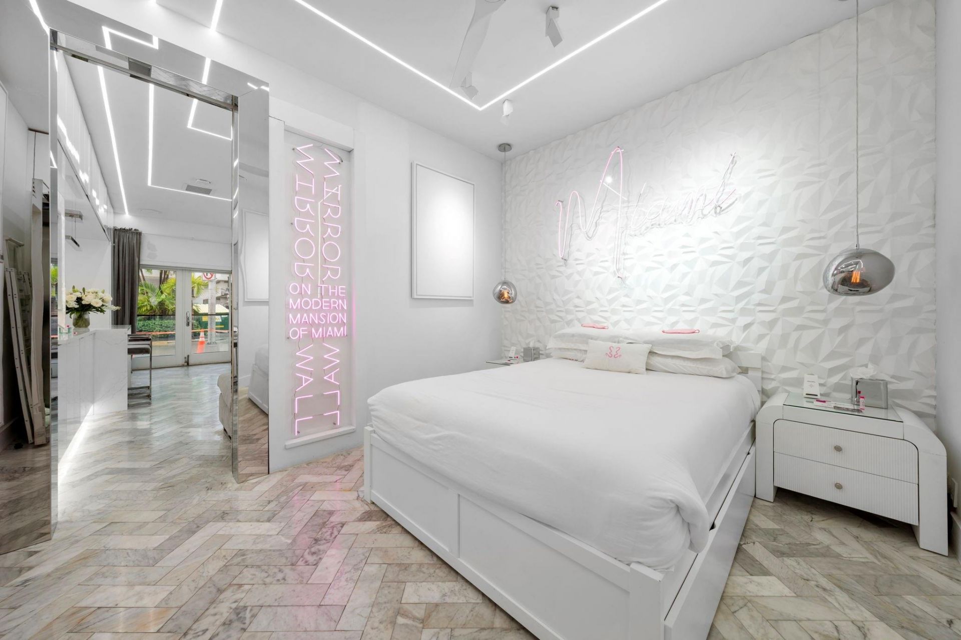 124 11th St, Miami Beach, FL 33139 Photo