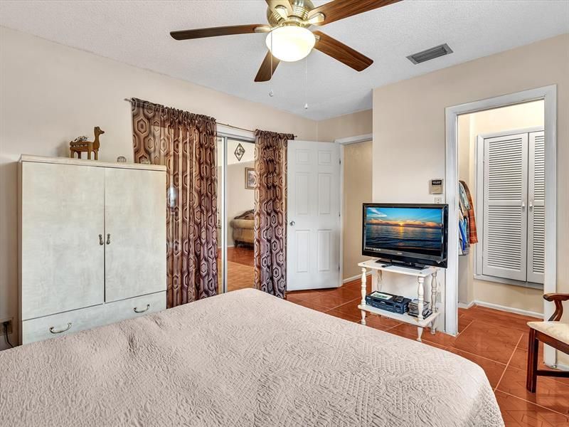 4220 NW 49th Ave, Lauderdale Lakes, FL 33319 Photo