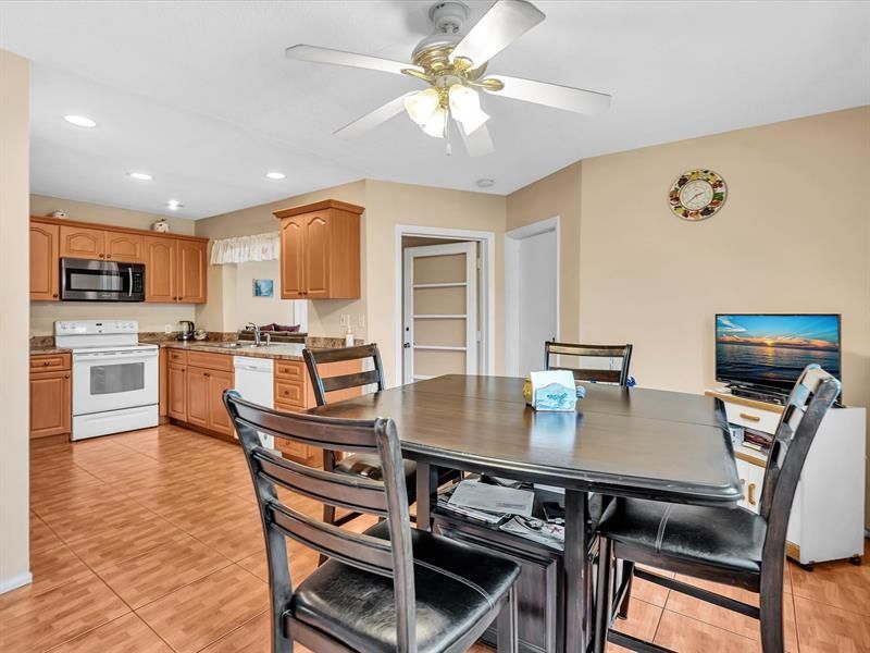 4220 NW 49th Ave, Lauderdale Lakes, FL 33319 Photo