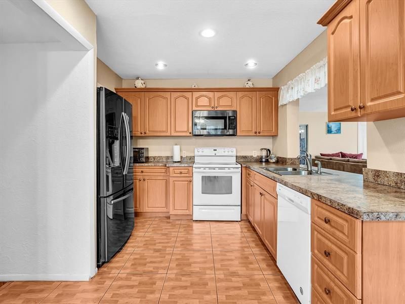 4220 NW 49th Ave, Lauderdale Lakes, FL 33319 Photo