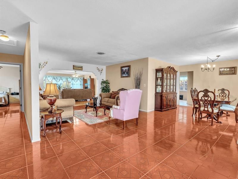 4220 NW 49th Ave, Lauderdale Lakes, FL 33319 Photo