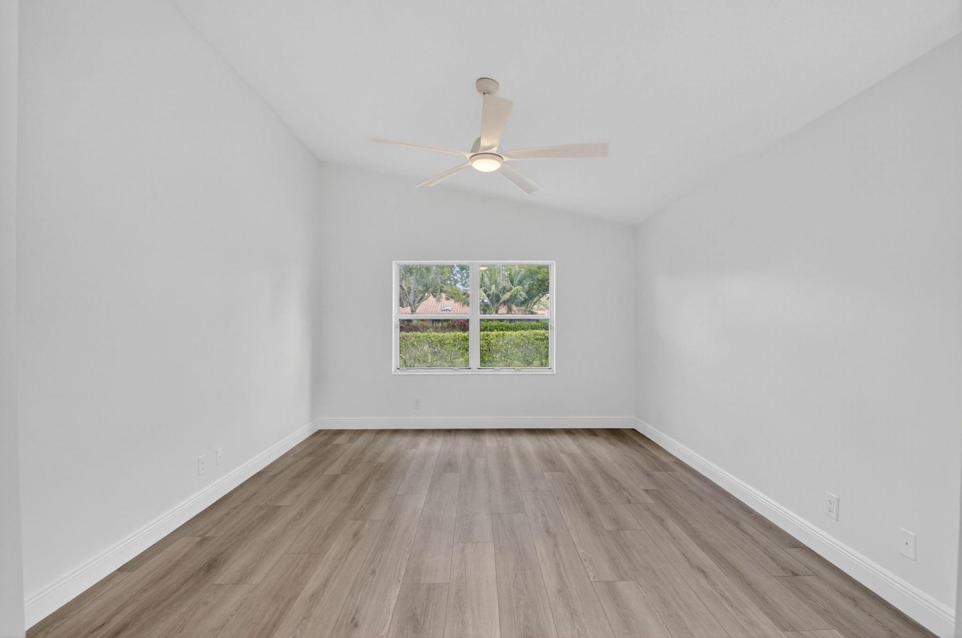 5891 Royal Isles Boulevard, Boynton Beach, FL 33437 Photo