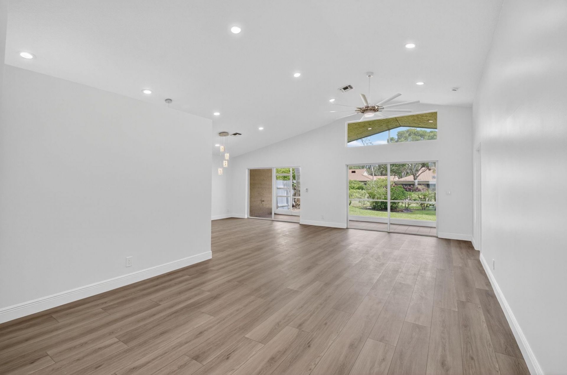 5891 Royal Isles Boulevard, Boynton Beach, FL 33437 Photo