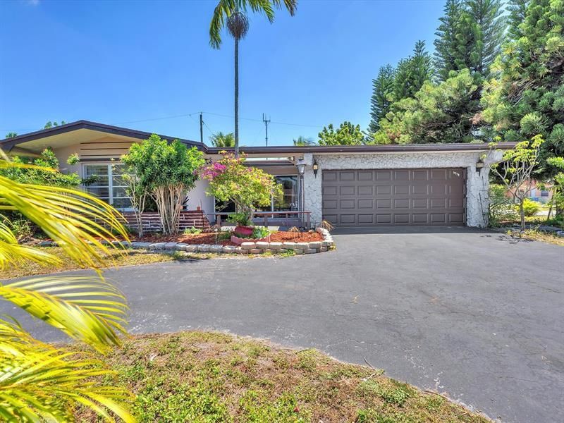 6772 Camelia Drive, Miramar, FL 33023 Photo