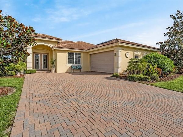 6366 Astor Pl, Vero Beach, FL 32966