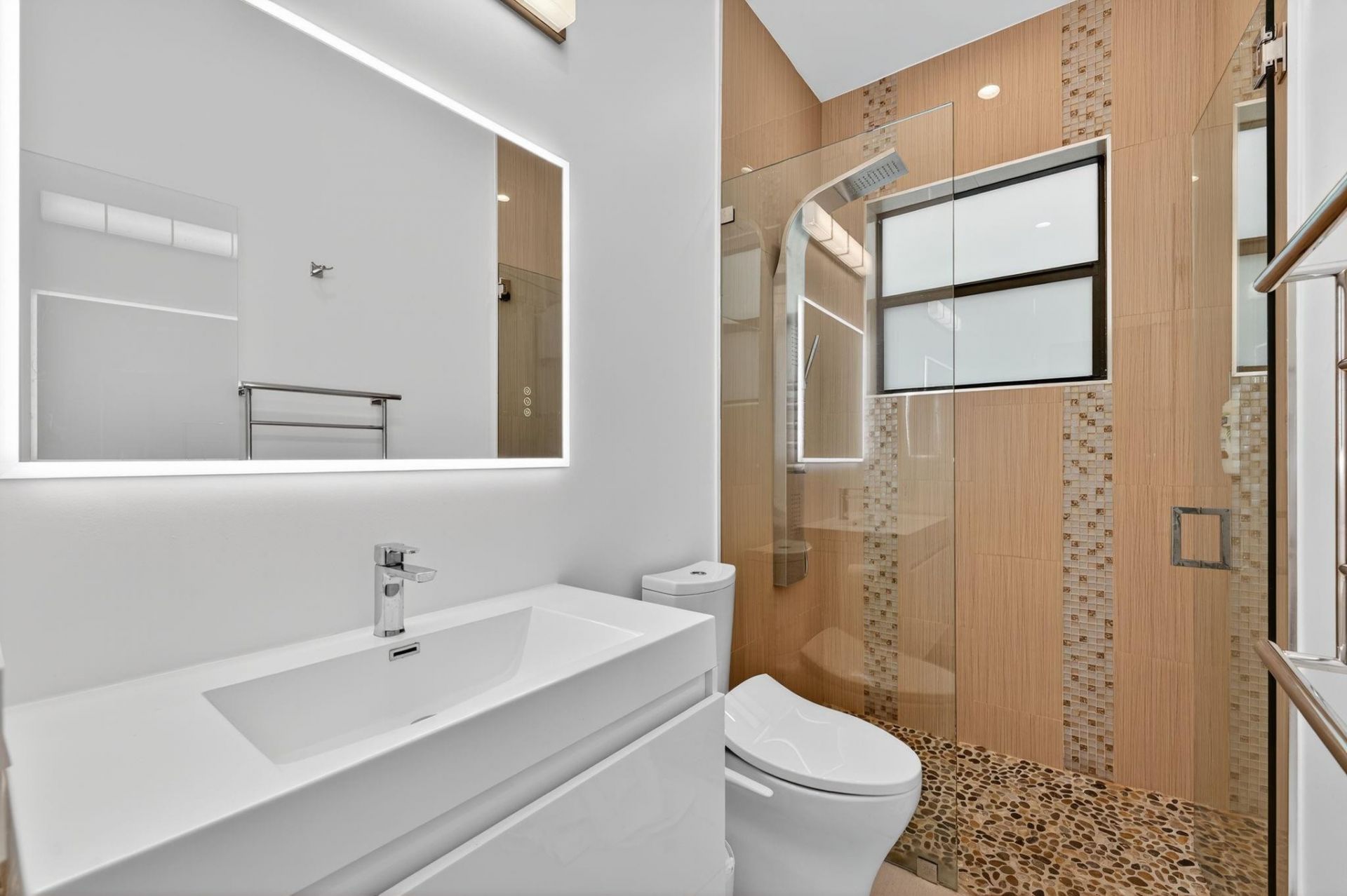 2460 NE 36th Street, Fort Lauderdale, FL 33308 Photo