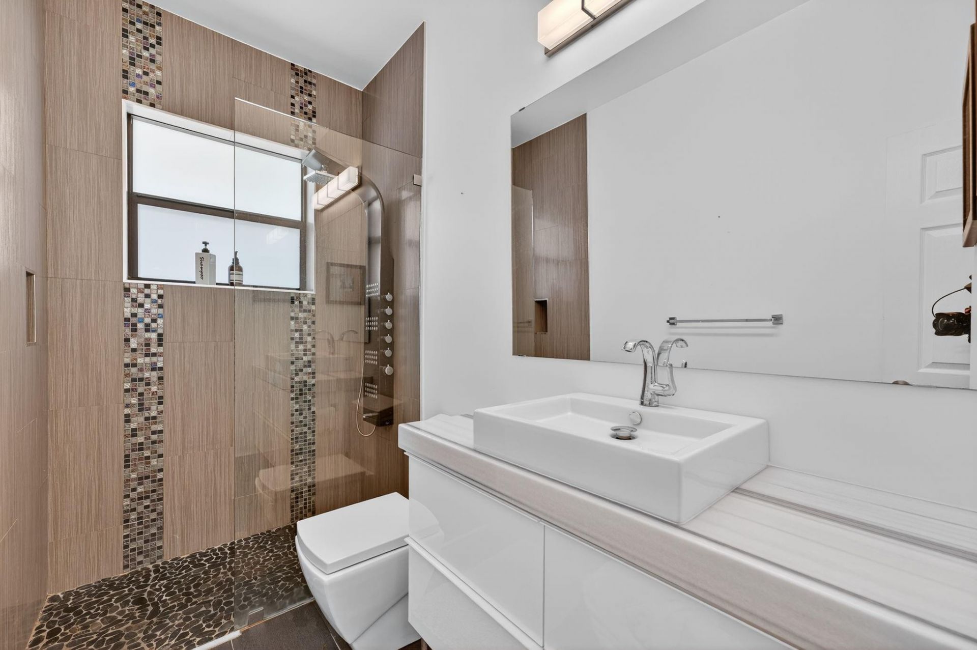 2460 NE 36th Street, Fort Lauderdale, FL 33308 Photo