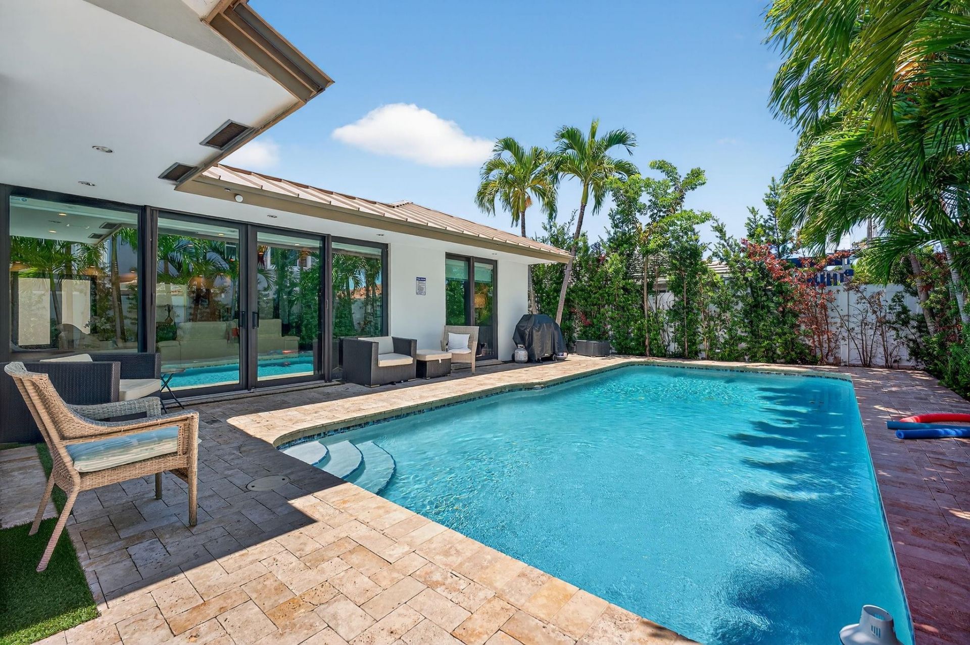 2460 NE 36th Street, Fort Lauderdale, FL 33308 Photo