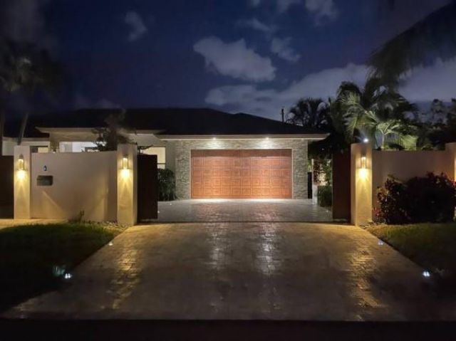 2460 NE 36th Street, Fort Lauderdale, FL 33308 Photo