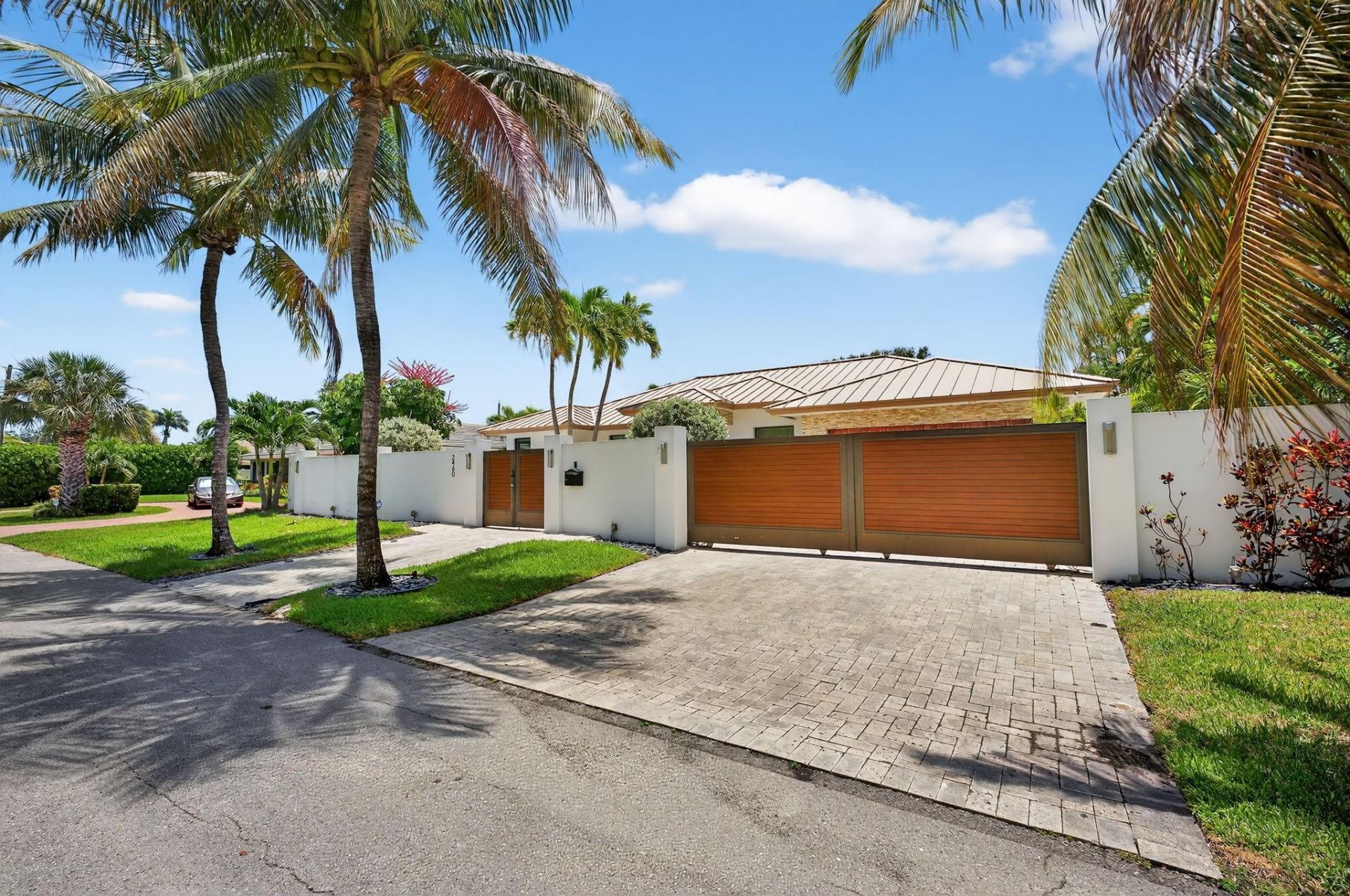 2460 NE 36th Street, Fort Lauderdale, FL 33308 Photo