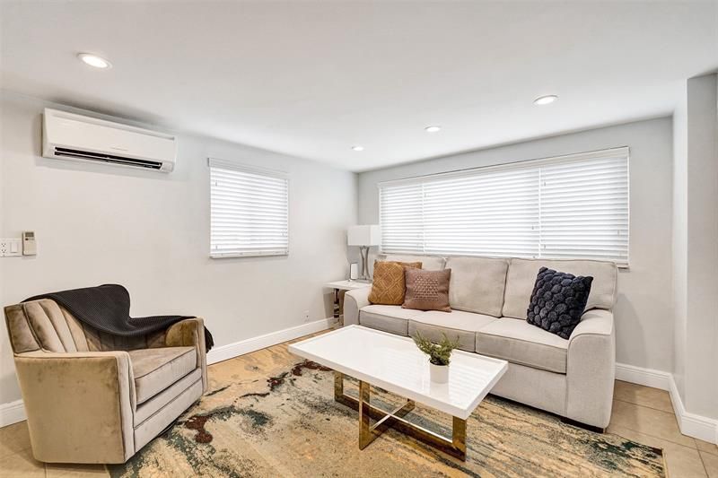 1245 NE 17th Way, Fort Lauderdale, FL 33304 Photo