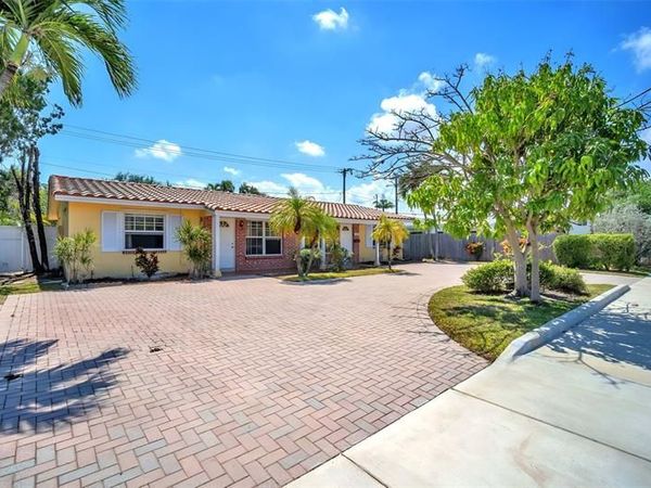 1910 NE 56th St, Fort Lauderdale, FL 33308