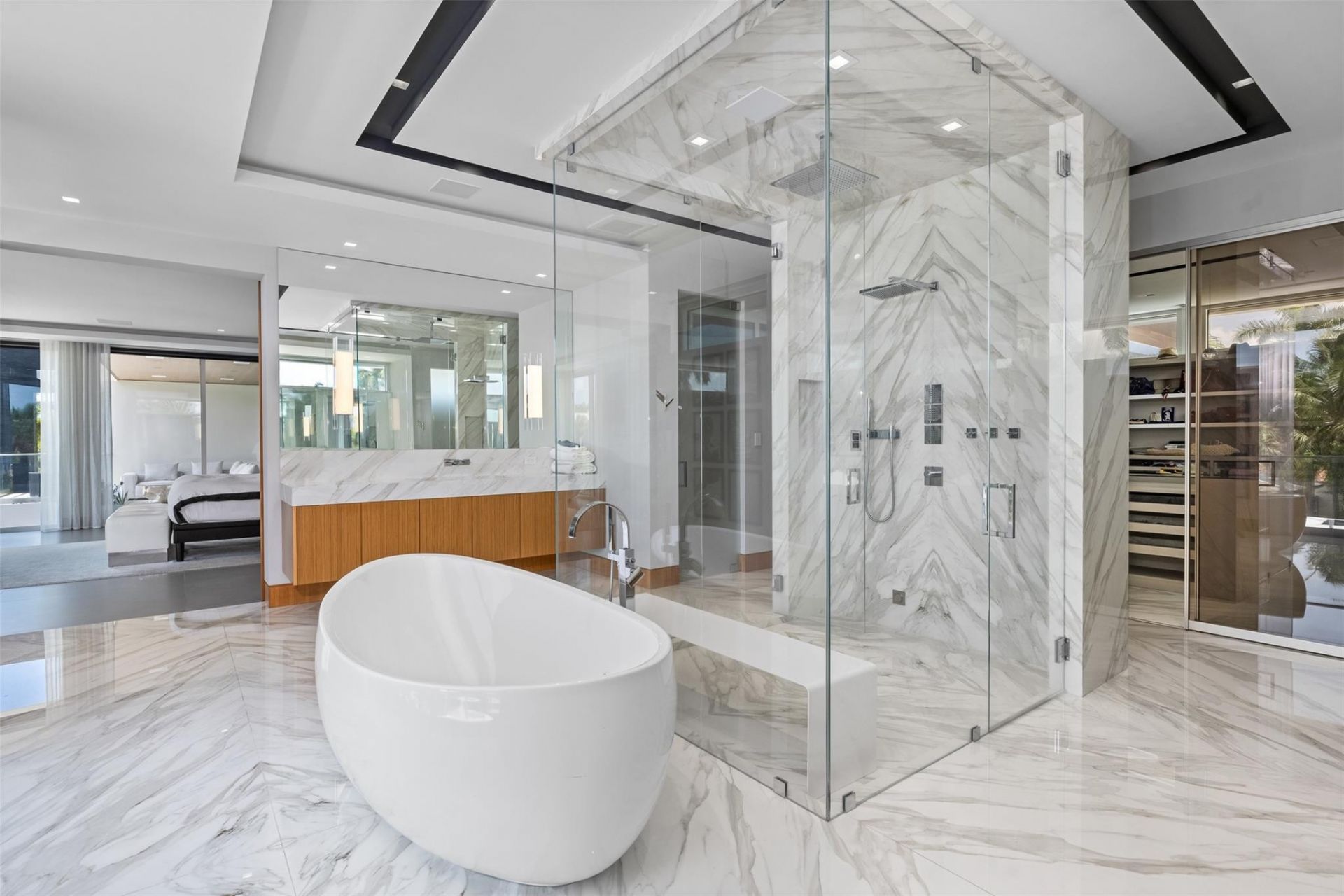 650 Royal Plaza Drive, Fort Lauderdale, FL 33301 Photo