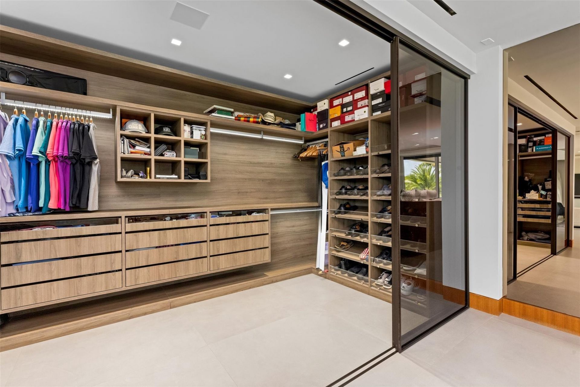 650 Royal Plaza Drive, Fort Lauderdale, FL 33301 Photo