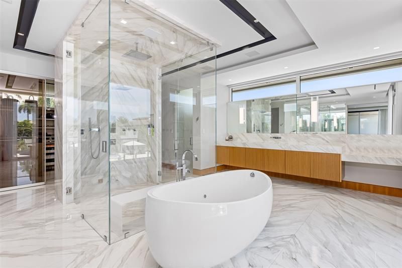 650 Royal Plaza Dr, Fort Lauderdale, FL 33301 Photo