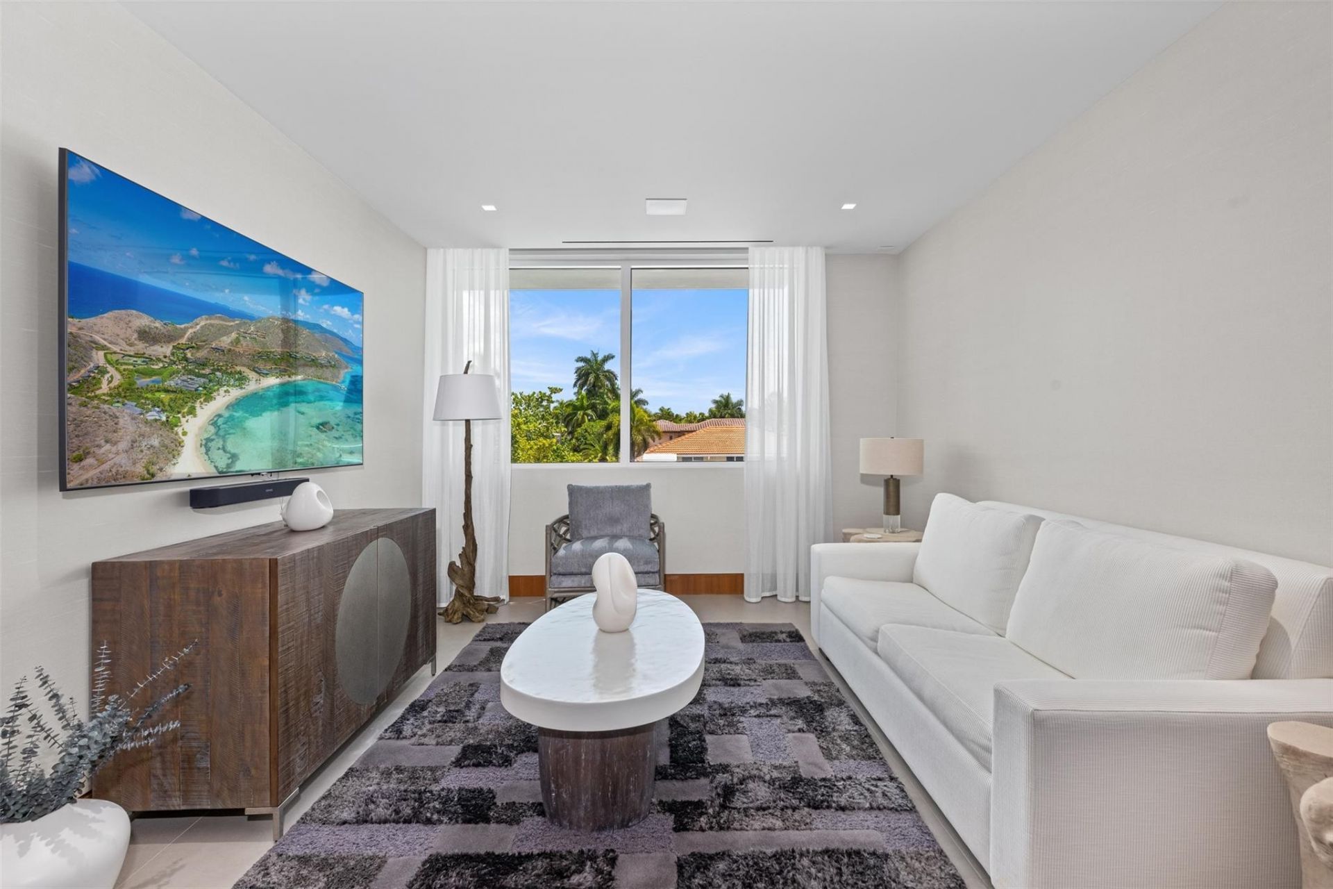 650 Royal Plaza Drive, Fort Lauderdale, FL 33301 Photo