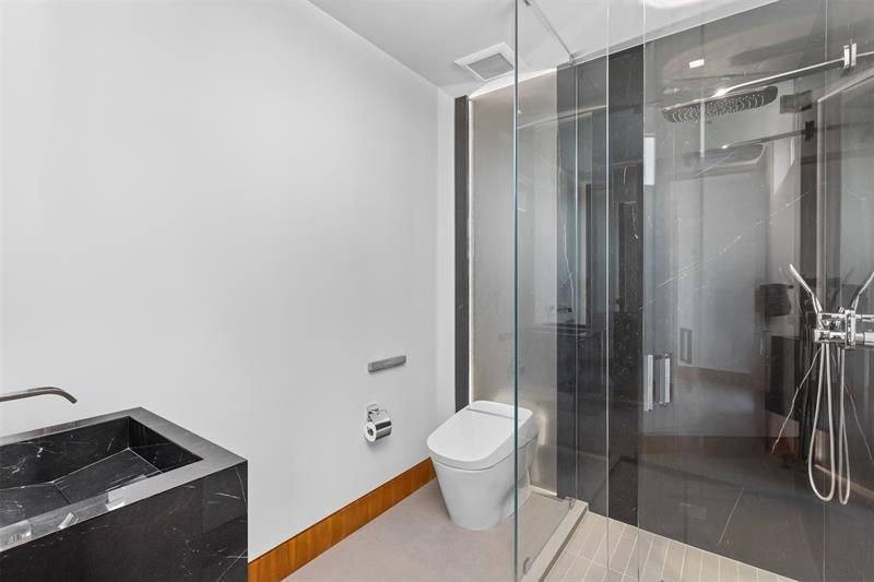 650 Royal Plaza Dr, Fort Lauderdale, FL 33301 Photo