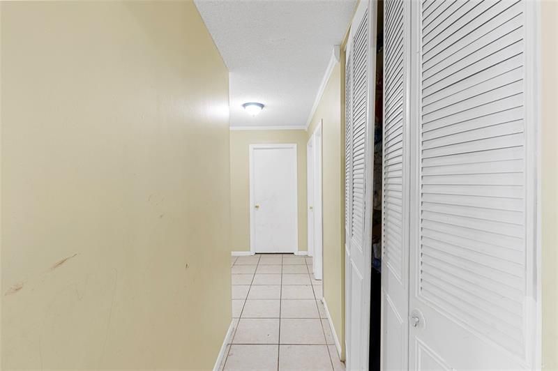 970 SW 67th Avenue, North Lauderdale, FL 33068 Photo
