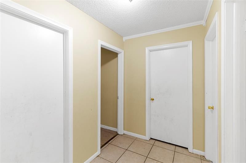 970 SW 67th Avenue, North Lauderdale, FL 33068 Photo