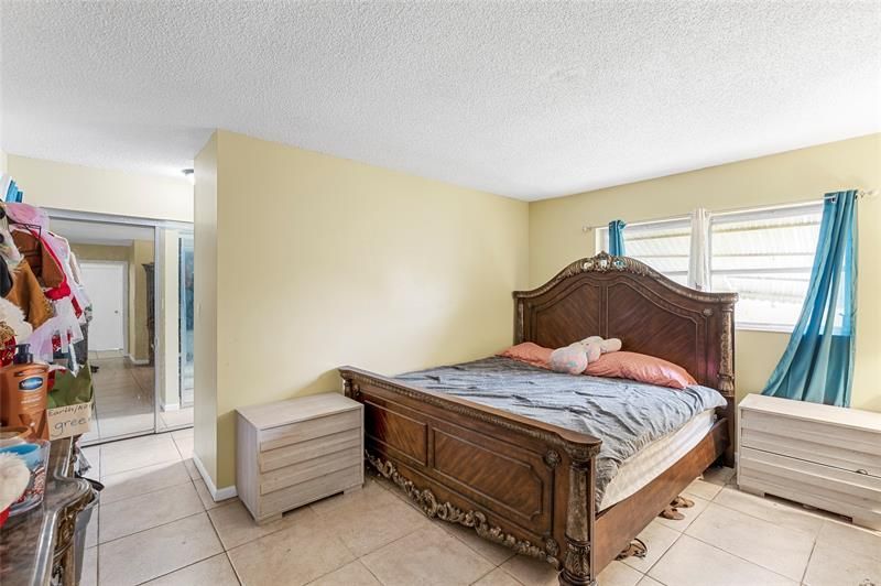 970 SW 67th Avenue, North Lauderdale, FL 33068 Photo