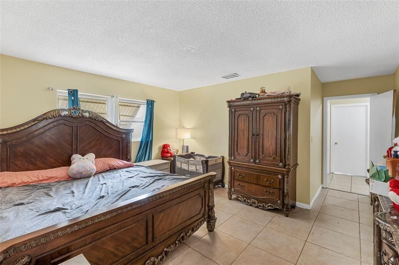 970 SW 67th Avenue, North Lauderdale, FL 33068 Photo